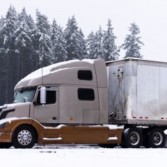 PA Wants to Fine Truckers Who Don’t Clean Snow From Trucks