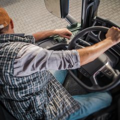 6 Tips for Student Truck Drivers