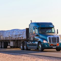 Truck Maintenance Checklist: 5 Tips to Avoid a Breakdown