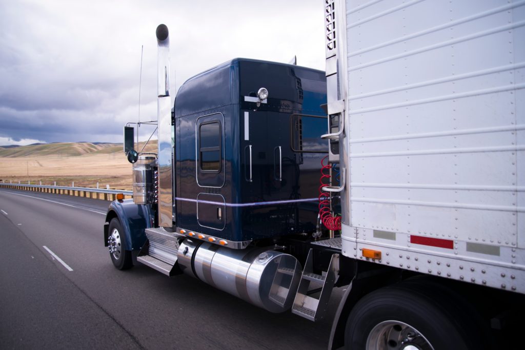 Featured image for Finding a Trucking School