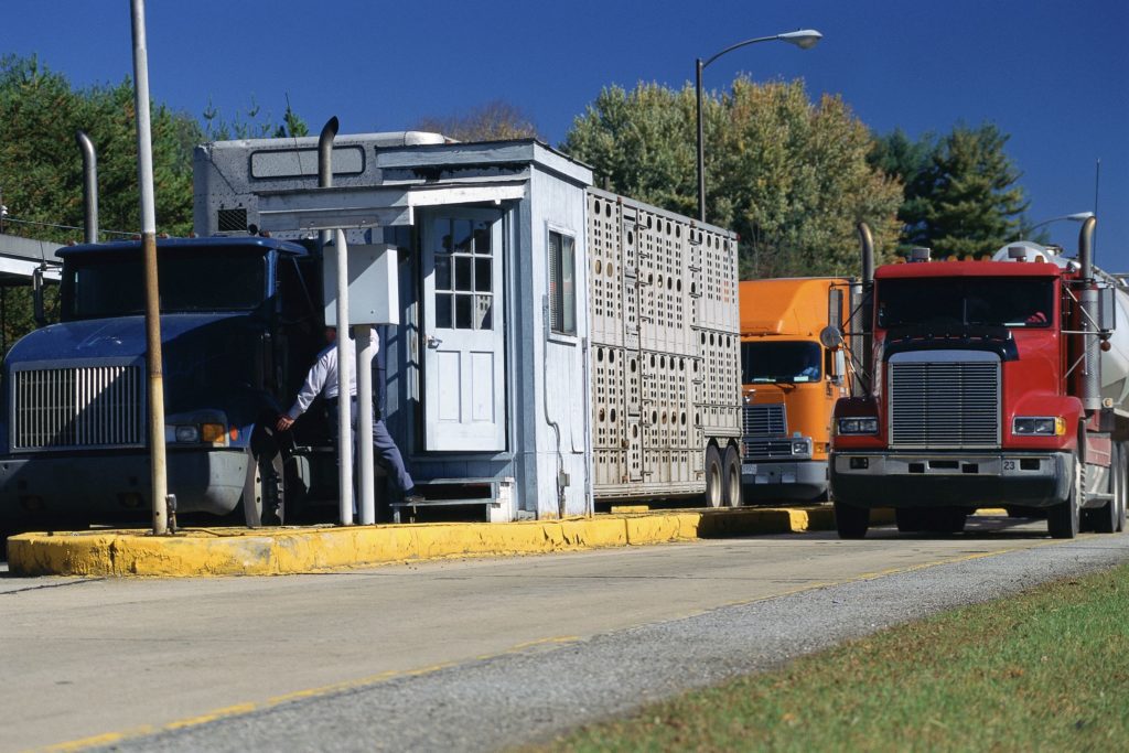Featured image for Weigh Station Rules and Tips